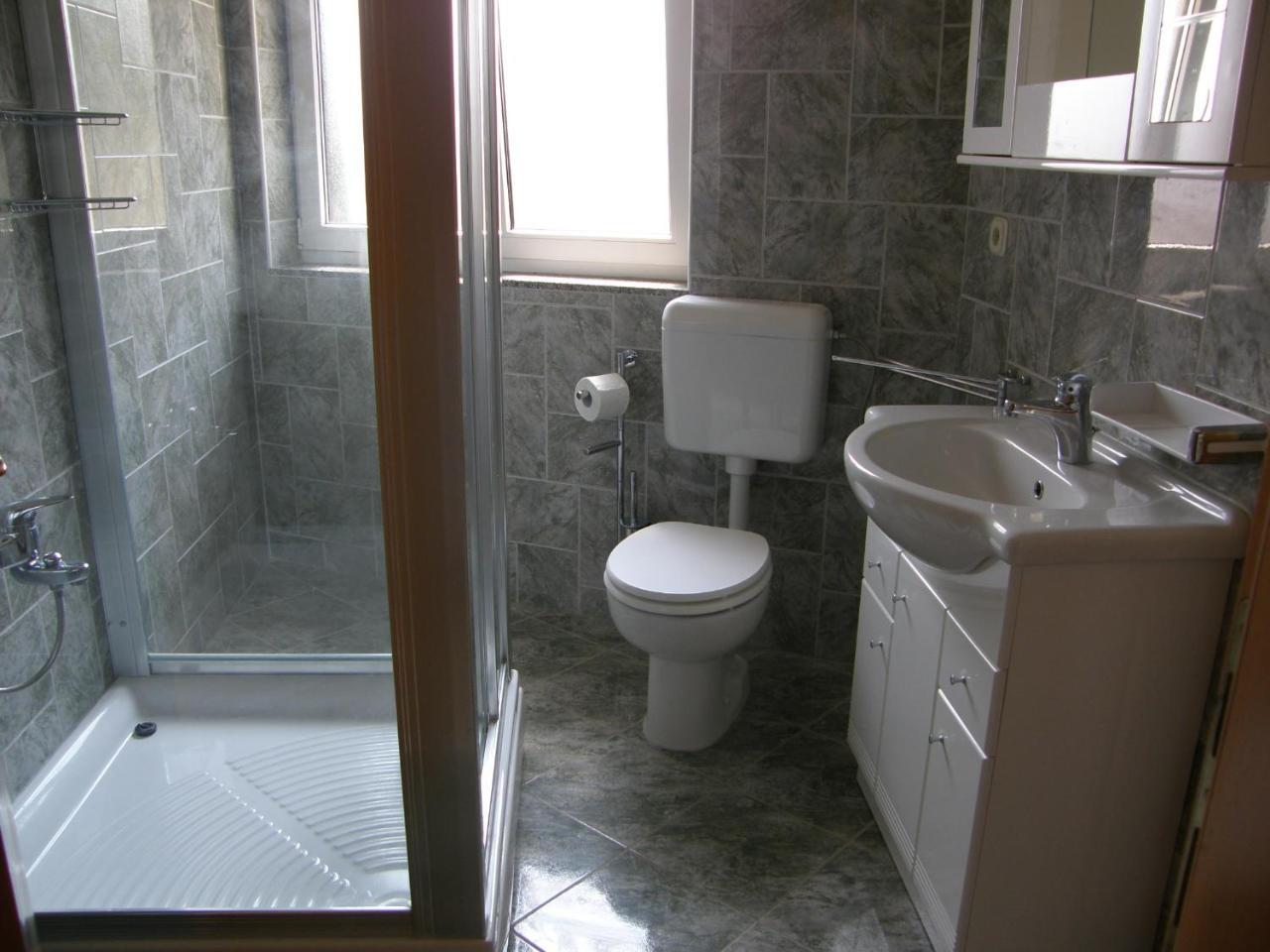 באסקה Apartments Pintar Zarok מראה חיצוני תמונה